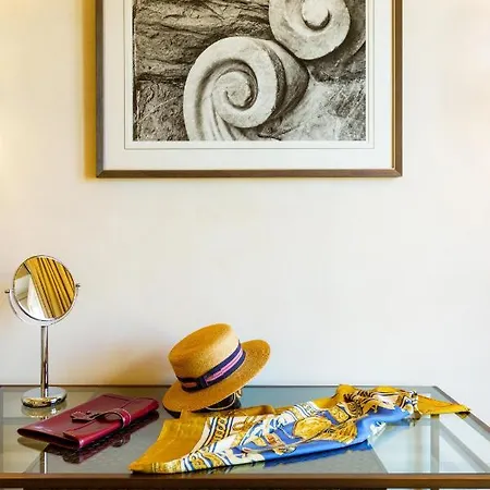 Apartment Donna Lipsi - La Dimora Degli Affreschi *